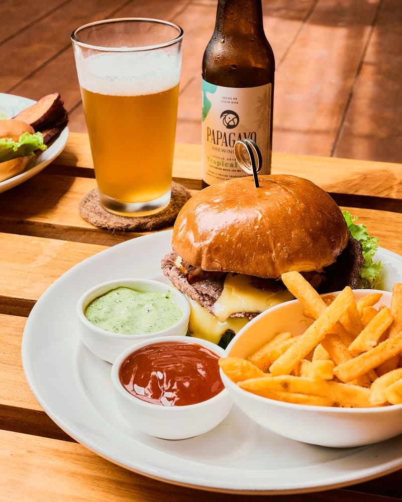 Cheese Bacon Burger — Baya Baya Café, Puerto Viejo
